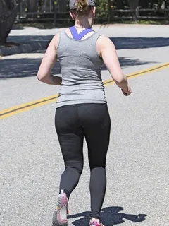 scarlett johansson’s chunky fuckmeat ass