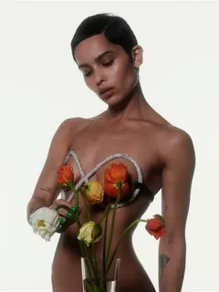 zoe kravitz with flowers