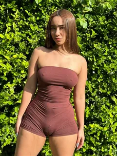 valery altamar cameltoe in a bodysuit