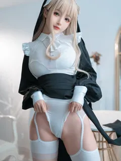 sakurai niki - nun cosplay 2