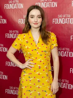 kaitlyn dever pretty dress