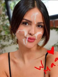 eiza gonzalez