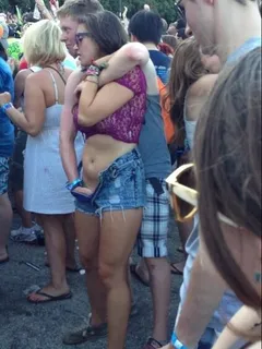 fingering chick at concert