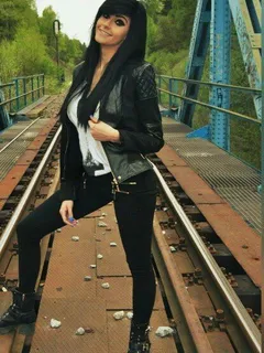 leather lovin' girl on the bridge