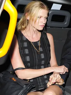 lara stone no panty upskirt