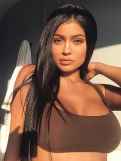 kylie jenner -