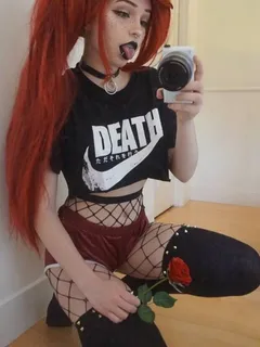 belle delphine