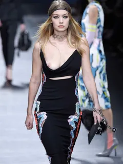 gigi hadid nip/tit slip on the runway at versace fashion show in milan