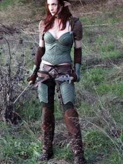 felicia day, sexy elf.