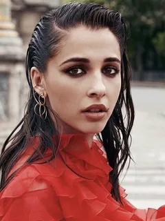 naomi scott raccoon makeup