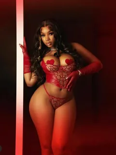 lightskinkeisha in red lingerie