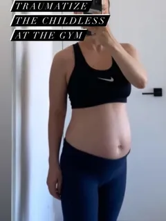 christina ricci traumatizing childless gym patrons with her belly