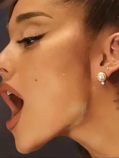 ariana ready for the cumshot of a lifetime